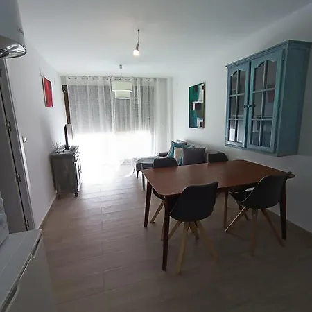 Apartment N The 4 *